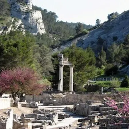 Apartmán Cosy Avec Privatif En Provence Entre Arles Nimes Et Avignon *